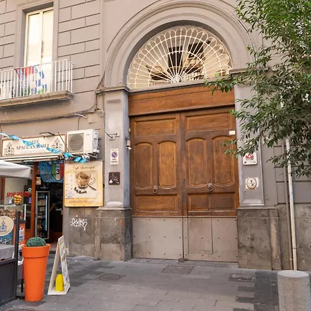 Appartement Il Duomo A Due Passi Napels